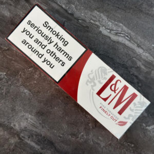 L&M Red Label 🍂 ‣ Duty Free Price ‣ Only 5€👍